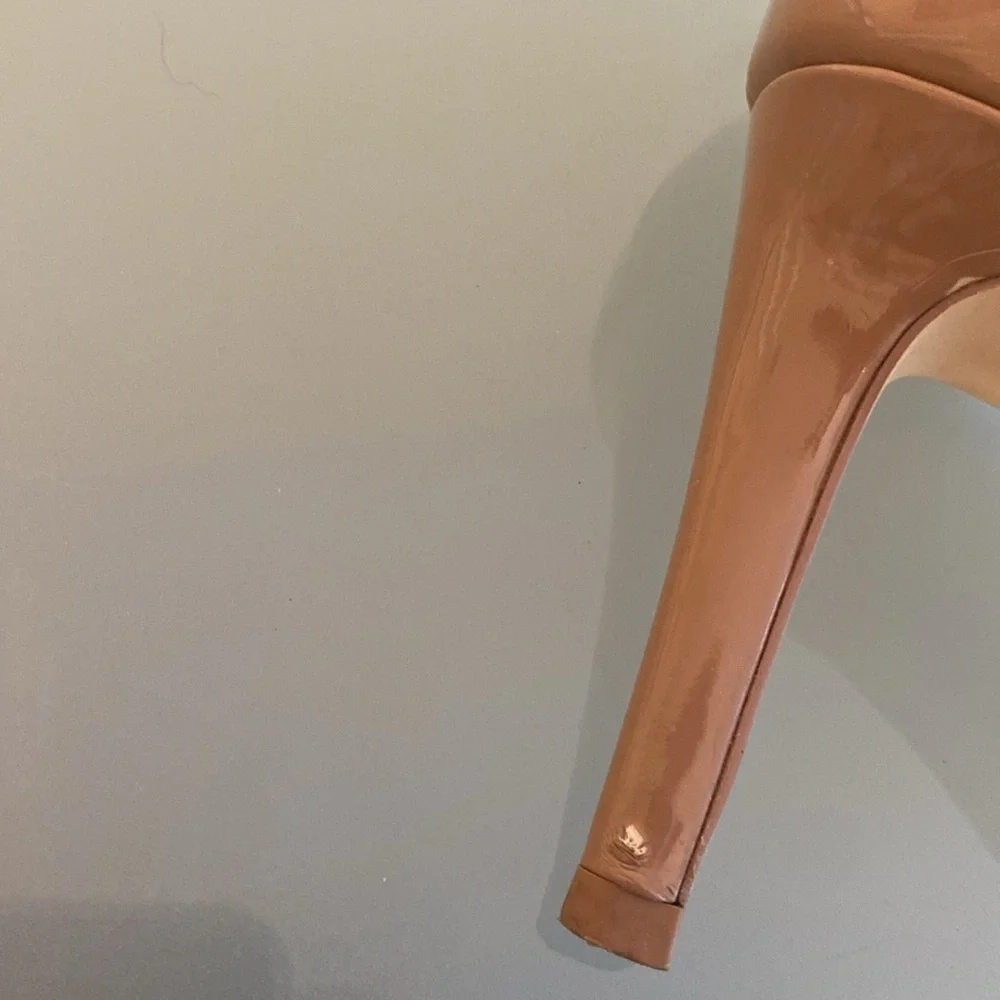 Kenneth Cole Heeled Sandals with Ankle Strap Size 9.5